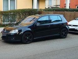 Schwarz Gebraucht 2003 VW Golf V GTI Kleinwagen | 4.999 €