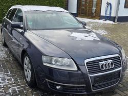 Grau Gebraucht 2006 Audi A6 Ambiente Kombi | 1.800 € (Superpreis)