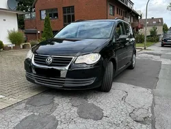 Schwarz Gebraucht 2008 VW Touran Van / Kleinbus | 3.350 € (Guter Preis)