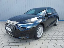 Schwarz Gebraucht 2023 Audi A3 Sportback Advanced Limousine | 26.490 € (Guter Preis)