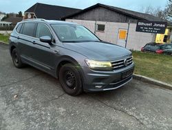 Grau Gebraucht 2018 VW Tiguan Allspace Highline SUV | 19.625 € (Teuer)