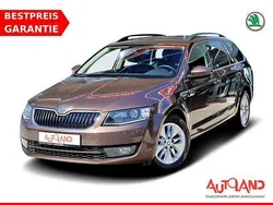 Braun Gebraucht 2015 Skoda Octavia LAURIN & KLEMENT Kombi | 14.990 € (Teuer)