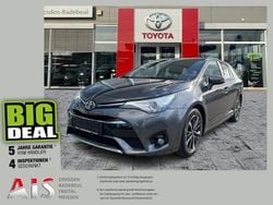 Grey metallic Gebraucht 2018 Toyota Avensis Team Kombi | 15.990 € (Fairer Preis)