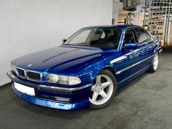 Blau Gebraucht 1995 BMW 750 Limousine | 15.000 €