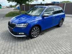 Blau Gebraucht 2020 Skoda Fabia ScoutLine Kombi | 8.000 €