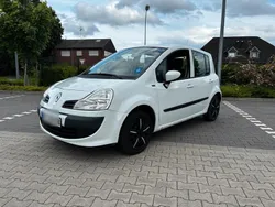 Weiß Gebraucht 2012 Renault Modus Van / Kleinbus | 1.800 €