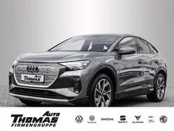Grau Gebraucht 2022 Audi Q4 Sportback e-tron Sport SUV | 30.799 € (Fairer Preis)
