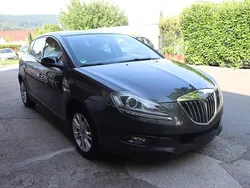 Grau Gebraucht 2009 Lancia Delta Kombi | 4.200 € (Fairer Preis)