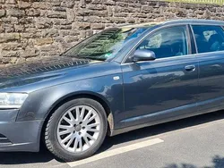 Grau Gebraucht 2005 Audi A6 Kombi | 2.380 € (Fairer Preis)