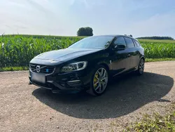 Schwarz Gebraucht 2017 Volvo V60 Kombi | 38.500 €