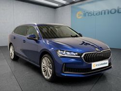 Blau Gebraucht 2025 Skoda Superb Kombi | 43.949 €