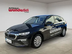 Schwarz Gebraucht 2024 Skoda Scala Essence Kleinwagen | 19.990 € (Fairer Preis)