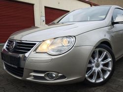 Beige Gebraucht 2006 VW Eos Individual Cabrio | 2.450 € (Fairer Preis)