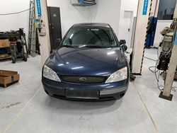Blau Gebraucht 2001 Ford Mondeo Limousine | 850 € (Guter Preis)