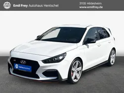 Polar white uni Gebraucht 2018 Hyundai i30 N Performance Limousine | 21.925 € (Fairer Preis)