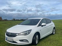 Weiß Gebraucht 2018 Opel Astra Limousine | 7.500 € (Guter Preis)