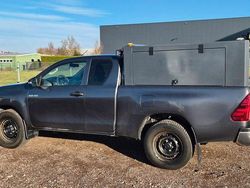 Grau Gebraucht 2019 Toyota HiLux Abholung | 17.900 € (Etwas zu teuer)