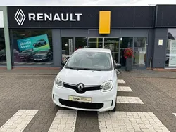 Weiss Gebraucht 2023 Renault Twingo Equilibre Kleinwagen | 12.990 € (Fairer Preis)