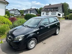 Schwarz Gebraucht 2010 Kia Rio 4 Limousine | 2.000 € (Guter Preis)