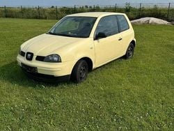 Gelb Gebraucht 2003 Seat Arosa Kleinwagen | 850 € (Guter Preis)