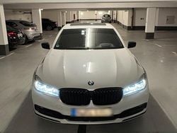 Weiß Gebraucht 2018 BMW 740L Limousine | 29.900 € (Superpreis)