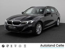 Saphirschwarz metallic475schwarz Gebraucht 2022 BMW 330e Sport Line Limousine | 28.999 € (Superpreis)