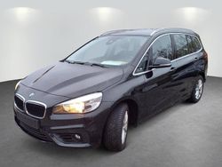 Schwarz Gebraucht 2015 BMW 218 Gran Tourer Advantage Van / Kleinbus | 9.900 € (Guter Preis)