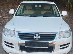 Weiß Gebraucht 2007 VW Touareg R-line SUV | 7.900 € (Fairer Preis)