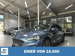 Blau metallic Gebraucht 2020 Ford Focus ST-Line | 18.200 € (Guter Preis)