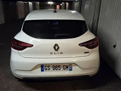 Weiß Gebraucht 2023 Renault Clio V Evolution Limousine | 15.600 € (Superpreis)