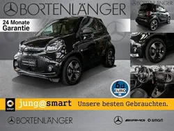 Schwarz Gebraucht 2024 Smart ForTwo Electric Drive Cabrio | 17.778 € (Etwas zu teuer)