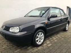 Schwarz Gebraucht 1999 VW Golf Cabriolet Classicline Cabrio | 2.990 € (Fairer Preis)