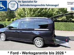 Schwarz Gebraucht 2024 Ford Tourneo Titanium Van / Kleinbus | 41.900 € (Fairer Preis)