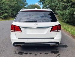 Weiß Gebraucht 2015 Mercedes E350 Avantgarde Kombi | 18.900 € (Fairer Preis)