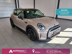 Grau Gebraucht 2021 Mini Cooper Classic Kleinwagen | 17.770 € (Guter Preis)