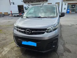 Grau Gebraucht 2022 Opel Vivaro Van | 21.000 € (Superpreis)