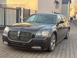 Gebraucht 2005 Dodge Magnum Kombi | 2.400 €