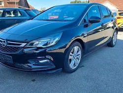 Schwarz Gebraucht 2019 Opel Astra Business Limousine | 9.890 € (Fairer Preis)