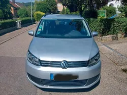 Silber Gebraucht 2012 VW Touran Comfortline Van / Kleinbus | 9.899 € (Etwas zu teuer)