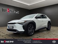 Platinumweiß perleffekt Gebraucht 2023 Toyota bZ4X Basis SUV | 32.777 € (Etwas zu teuer)