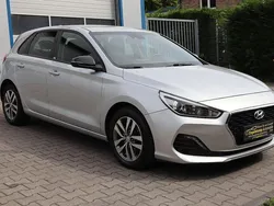 Silber Gebraucht 2019 Hyundai i30 YES! Limousine | 15.490 € (Guter Preis)