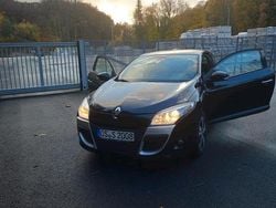 Schwarz Gebraucht 2011 Renault Mégane Coupé Coupé | 4.900 €