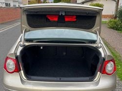 Beige Gebraucht 2007 VW Passat Comfortline Limousine | 3.699 € (Fairer Preis)