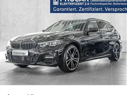 Schwarz Gebraucht 2022 BMW 320e M Sport Kombi | 33.495 € (Fairer Preis)