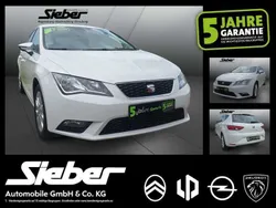 Candy weiss Gebraucht 2015 Seat Leon Style Limousine | 11.990 € (Fairer Preis)