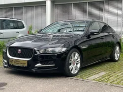 Schwarz Gebraucht 2016 Jaguar XE R-Sport Limousine | 17.000 € (Fairer Preis)