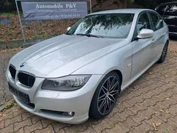 Titansilber metallic Gebraucht 2009 BMW 318 Comfort Edition Limousine | 4.490 € (Fairer Preis)
