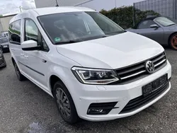 Weiß Gebraucht 2019 VW Caddy Maxi Trendline Van / Kleinbus | 9.900 € (Etwas zu teuer)