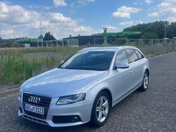 Silber Gebraucht 2011 Audi A4 Ambition Kombi | 6.700 € (Fairer Preis)