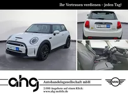Weiß Gebraucht 2023 Mini Cooper SE Classic Kleinwagen | 19.860 € (Fairer Preis)